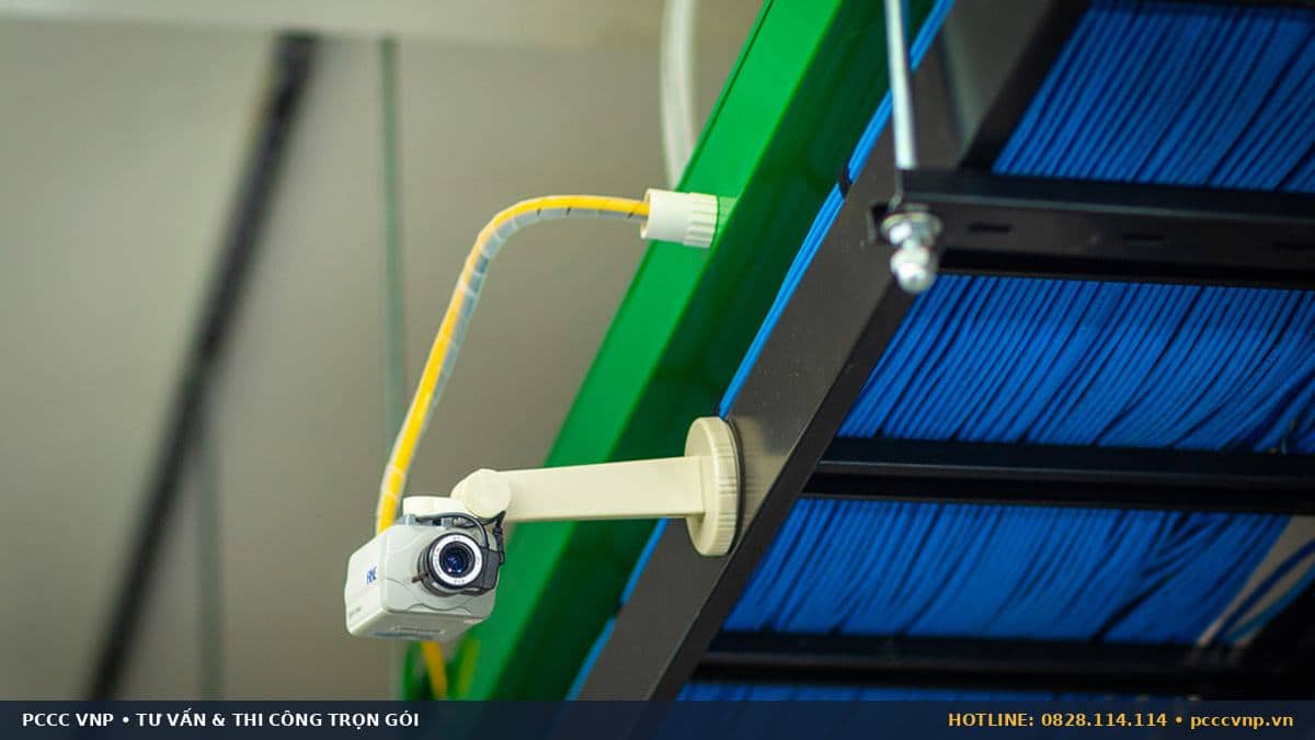 Giải pháp PCCC cho phòng server, data center, tủ điện Dãy tủ rack máy chủ trong trung tâm dữ liệu Việt Nam