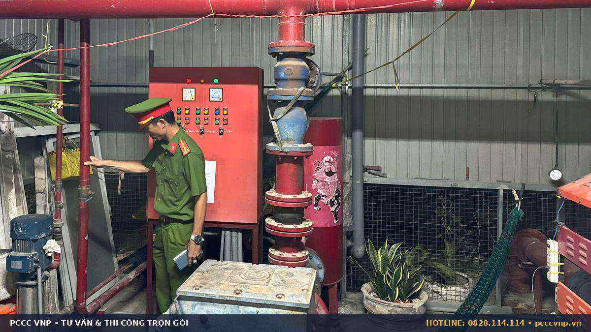Đèn báo lỗi Trouble sáng vàng và cảnh báo đứt dây đường loop