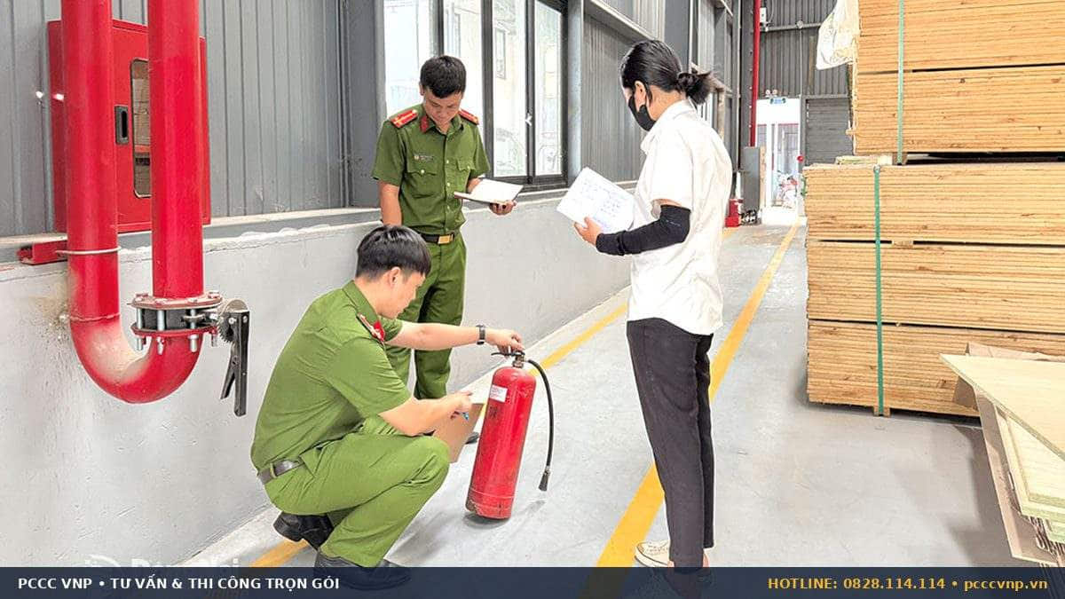 Kiểm tra an toàn PCCC tại nhà xưởng sản xuất ở Việt Nam